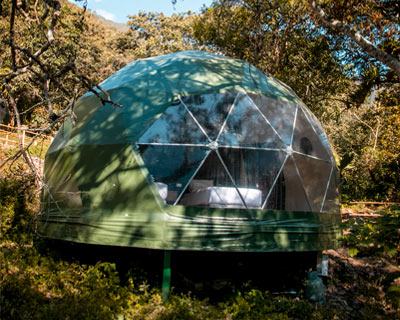 Campamento en Lucmabamba los Super Jungle Domes